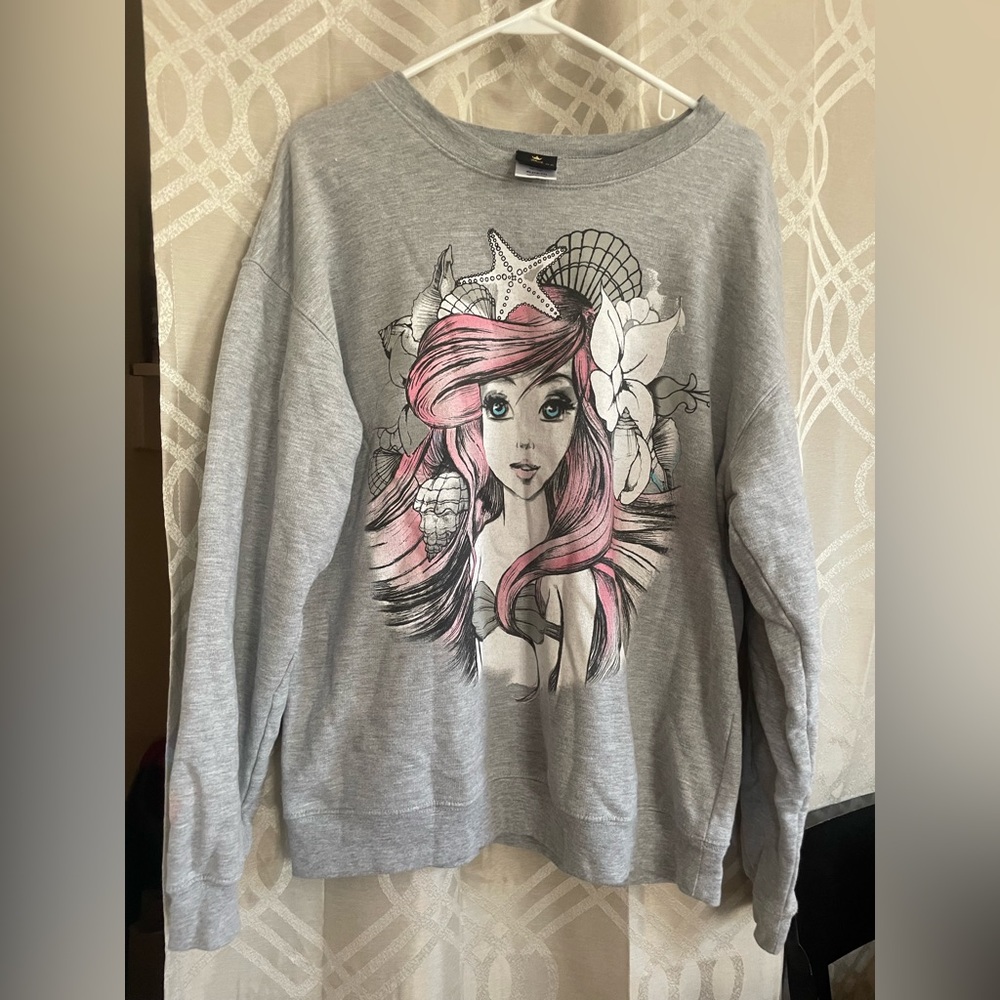 Extra large sweatshirt